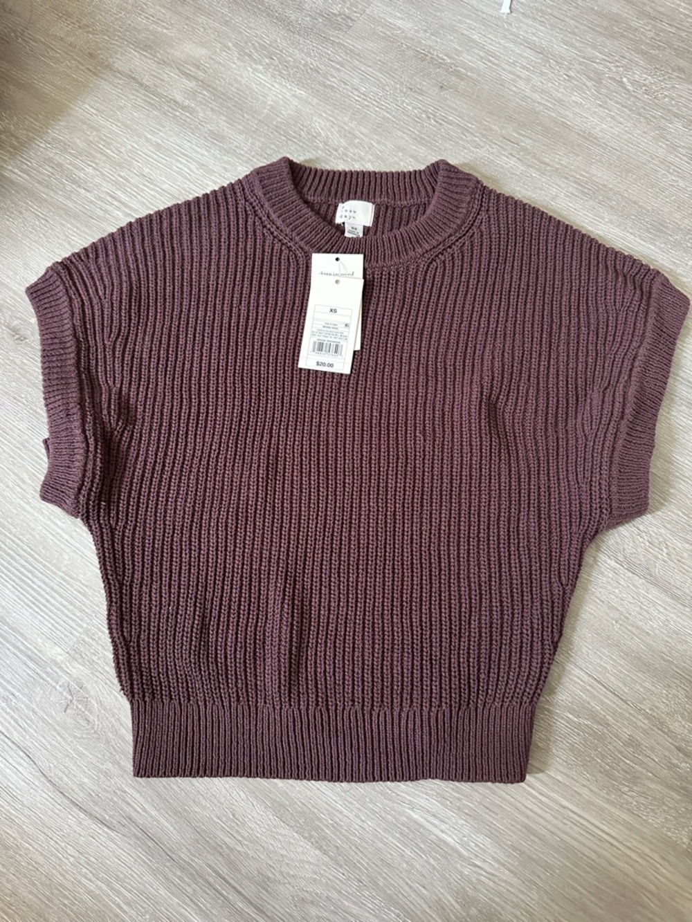 a new day Short Sleeve Ribbed Crew Sweater - Plum